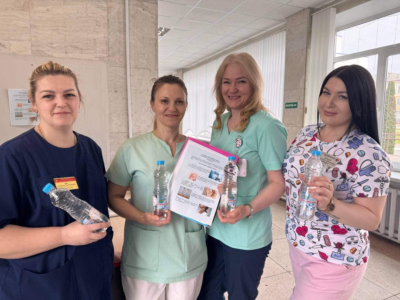 Чистый голос начинается с глотка воды!