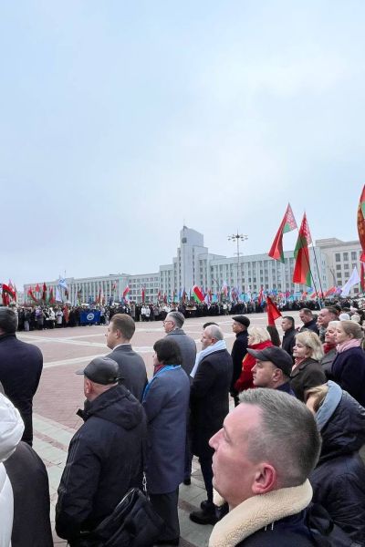 photo 5217654983220727587 y