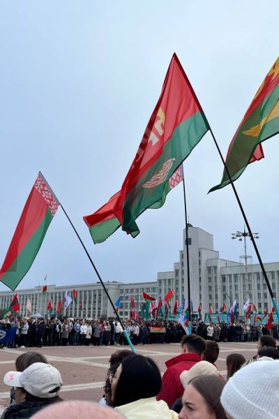 photo 5217654983220727591 y