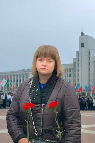 photo 5217654983220727593 y